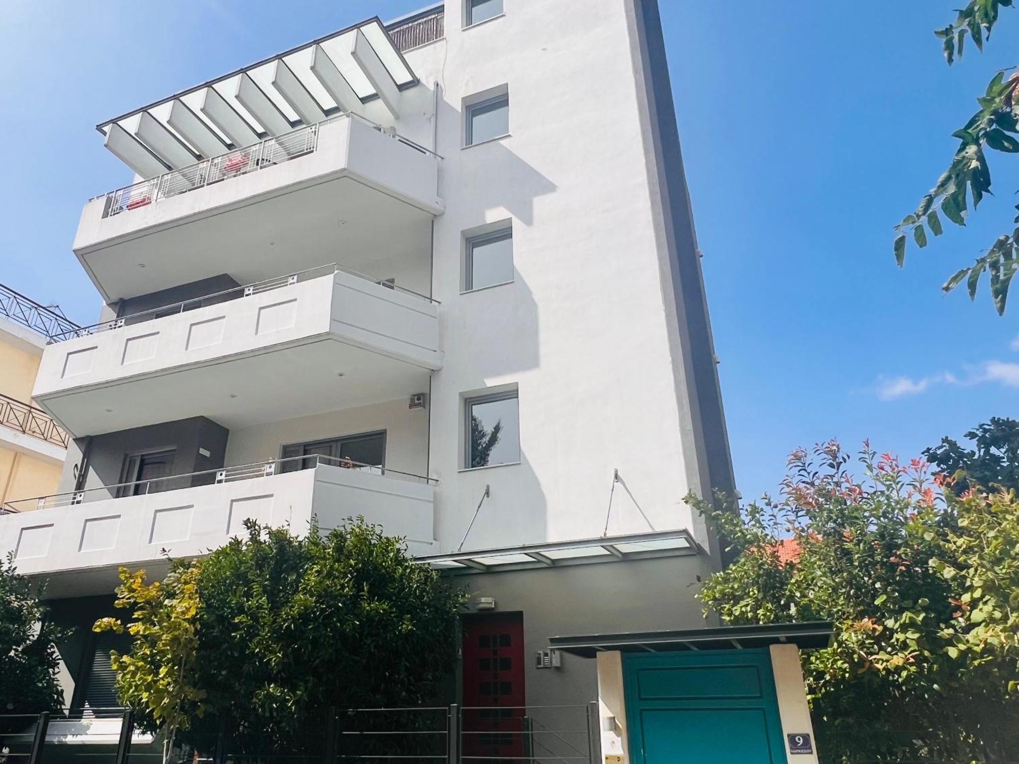 Near Marousi Hospitals & Oaka, By Promoshomes *