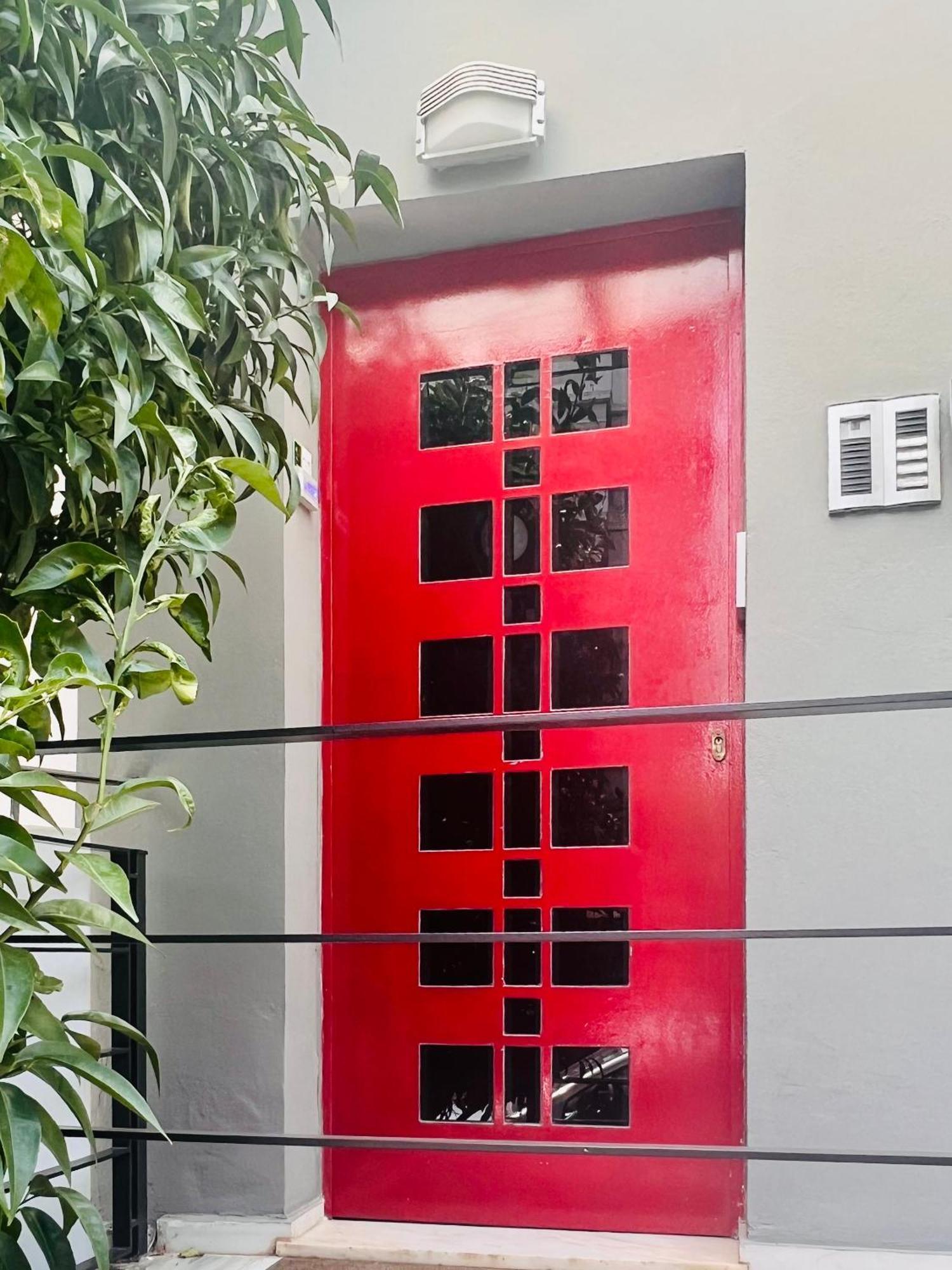 Apartment Near Marousi Hospitals & Oaka, By Promoshomes *