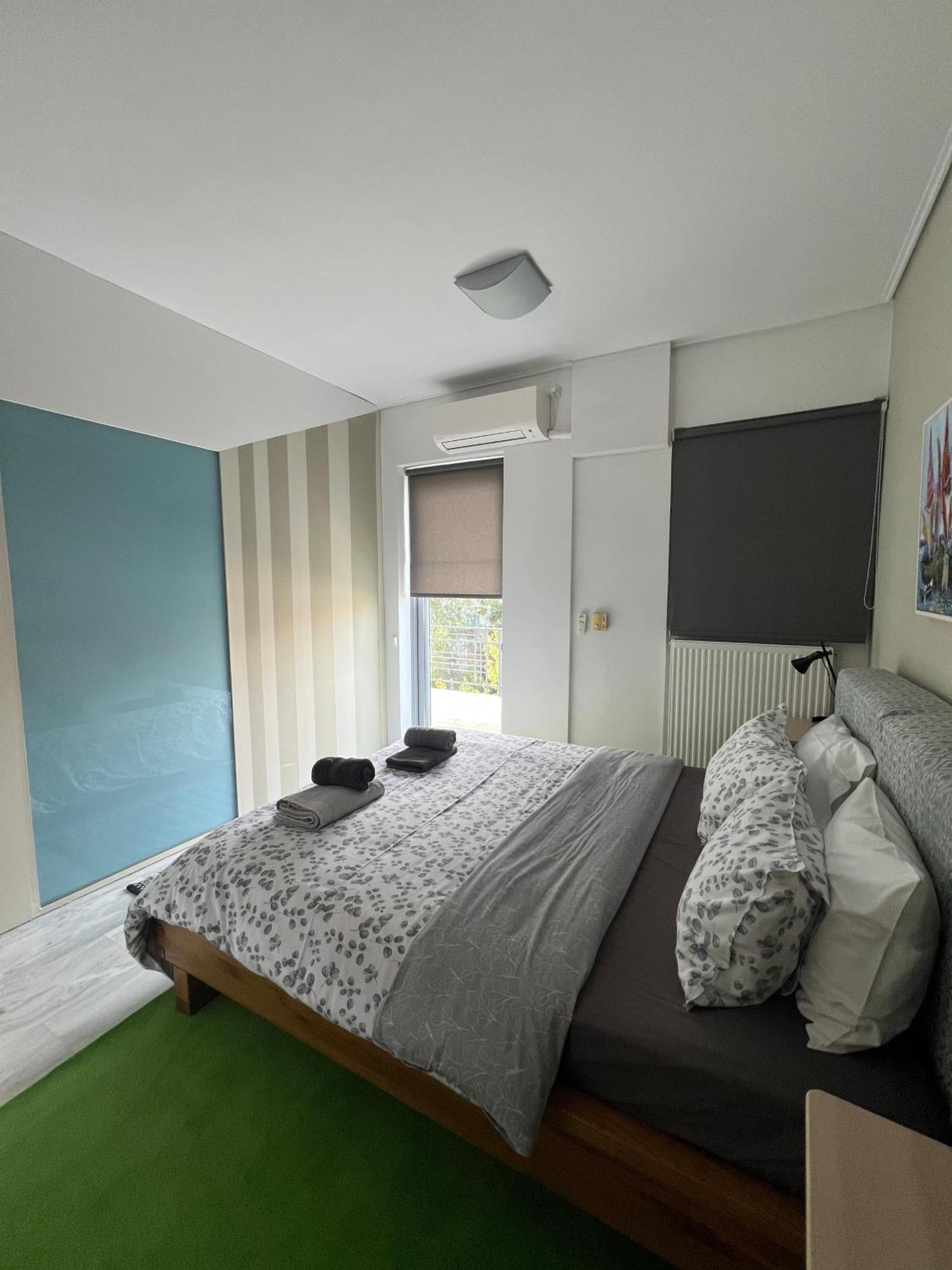 Near Marousi Hospitals & Oaka, By Promoshomes